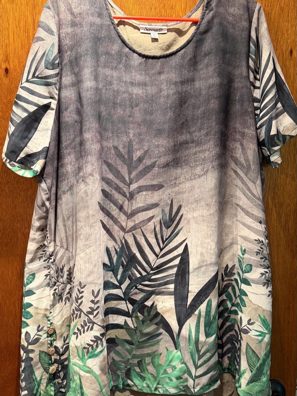 Serengeti Women’s Gray & Green Botanical Short Sleeve Tunic